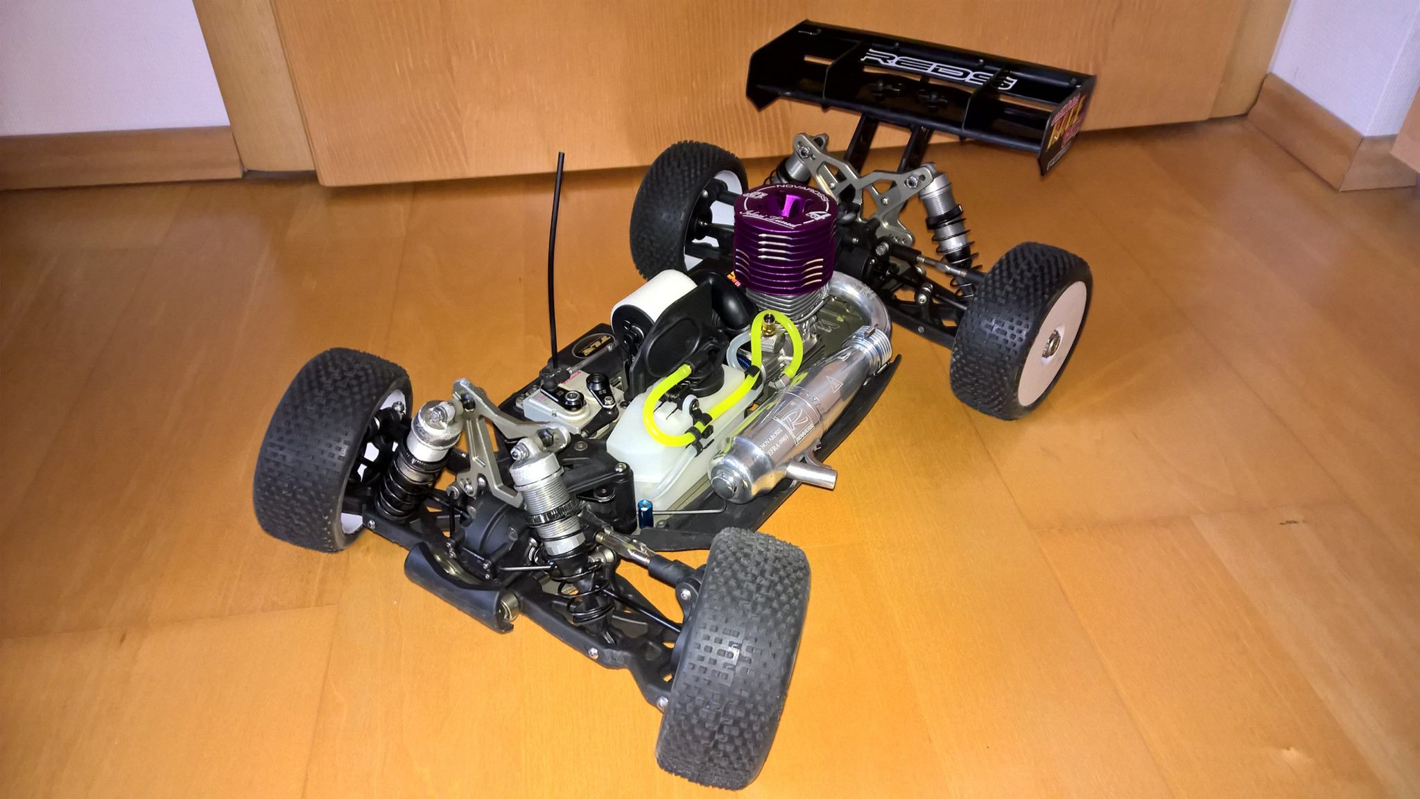 TLR 8ight 3.0